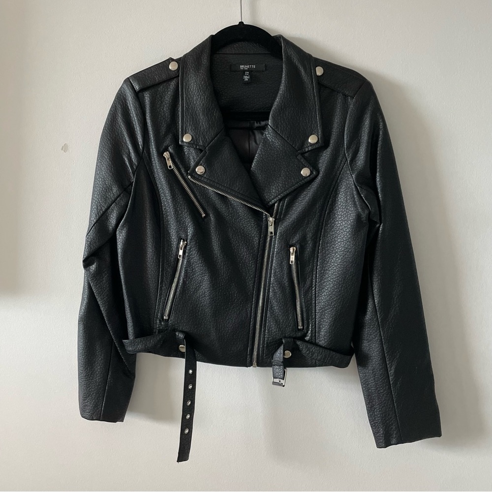 Brunette the Label black moto faux leather jacket size s/m 2 pockets logo back
